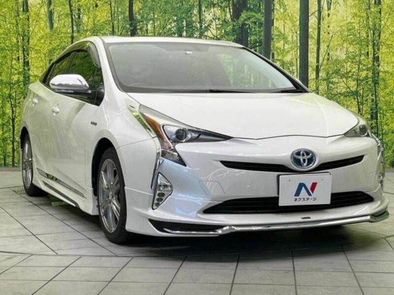 PRIUS-17