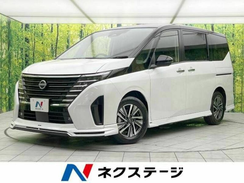 NISSAN　SERENA