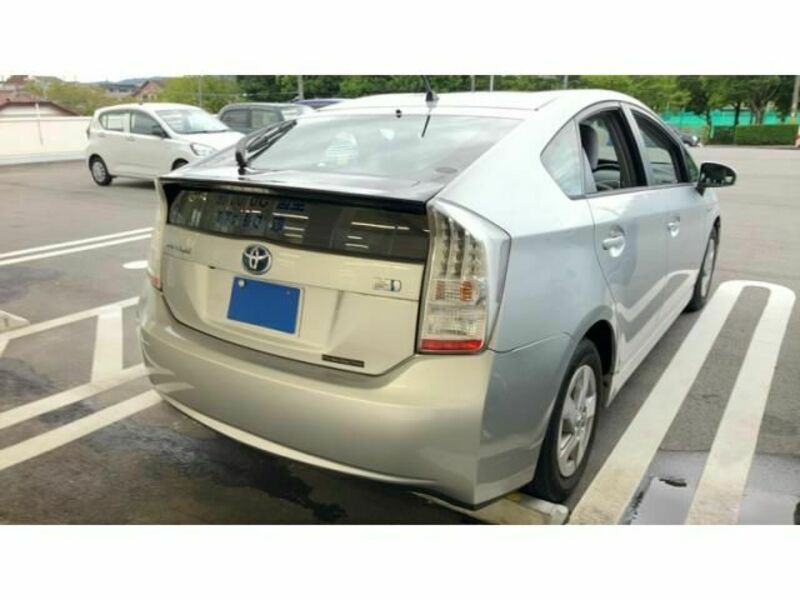 PRIUS-2