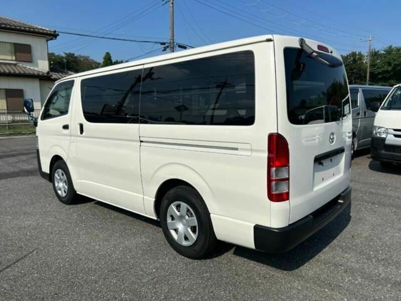 HIACE VAN-4