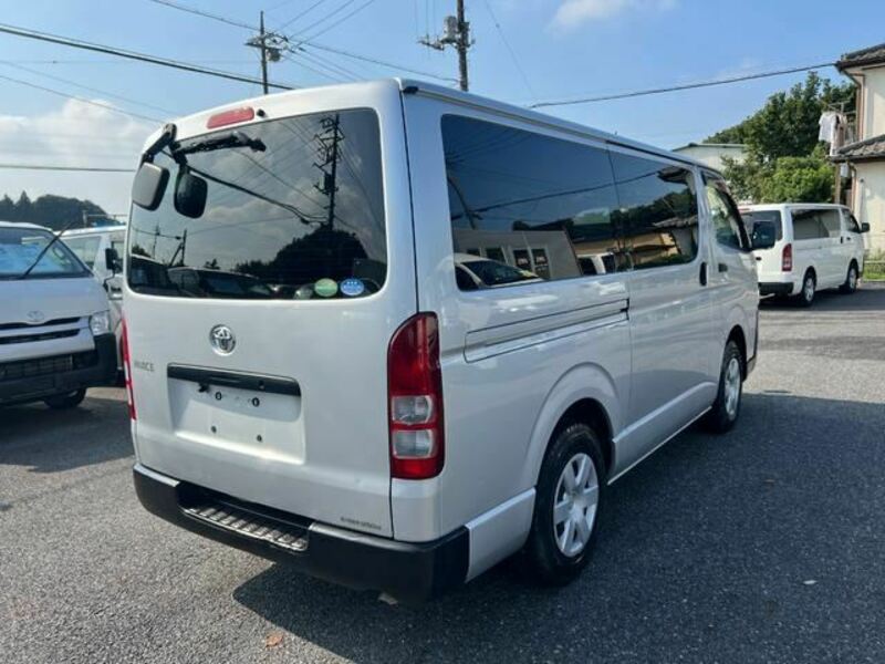 HIACE VAN-6