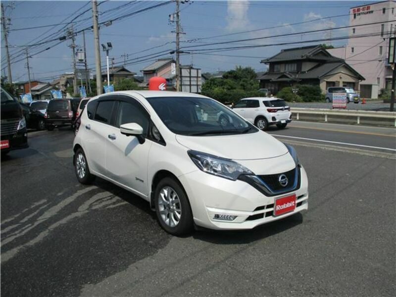 NISSAN　NOTE