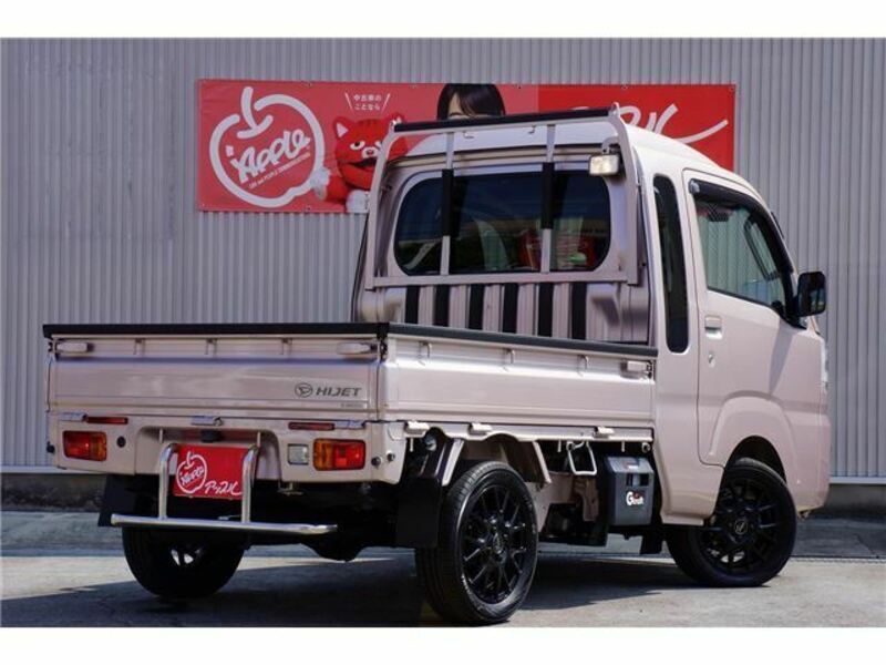 HIJET TRUCK-1