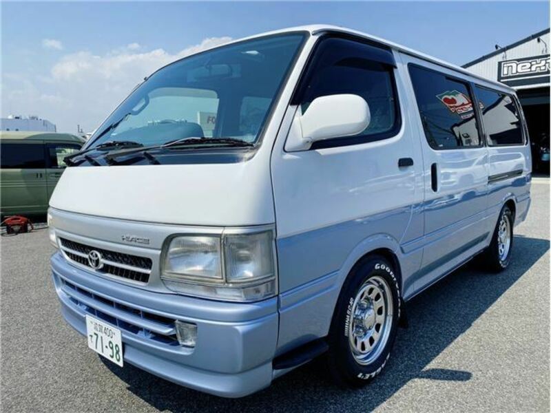 HIACE-4