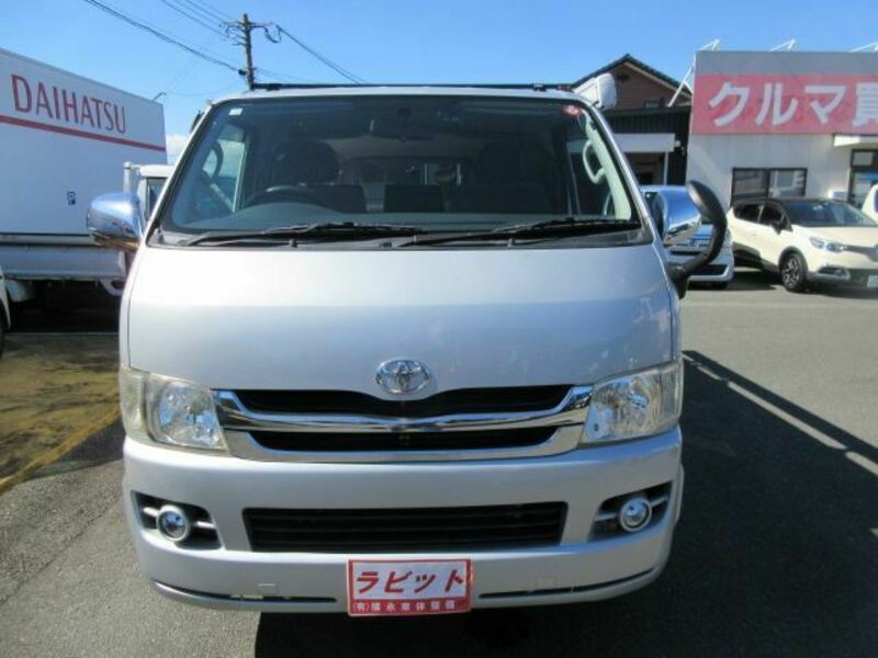 HIACE VAN-1