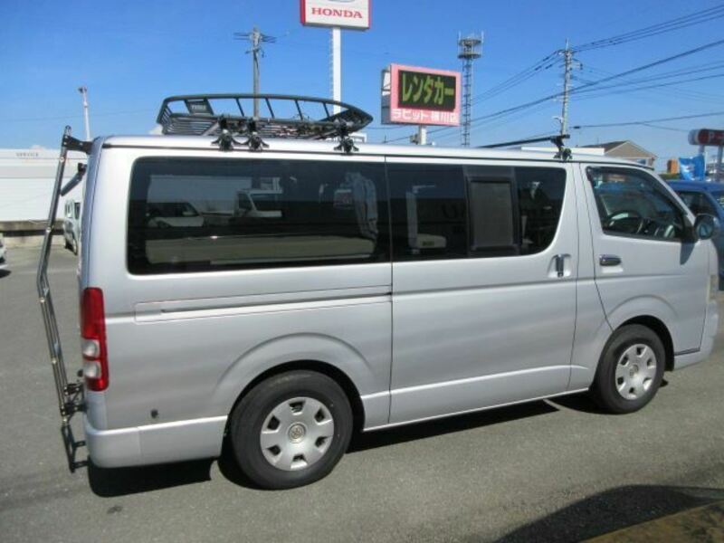 HIACE VAN-8