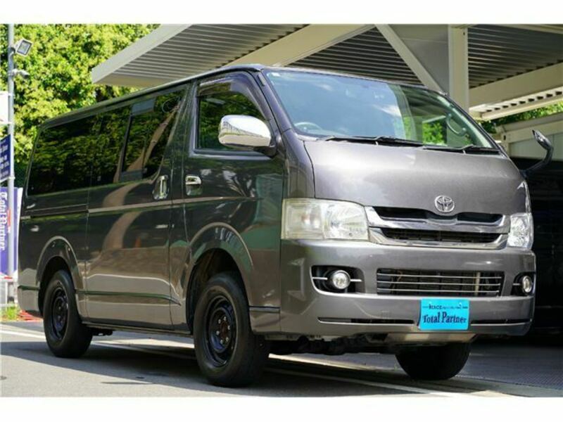 HIACE VAN-8