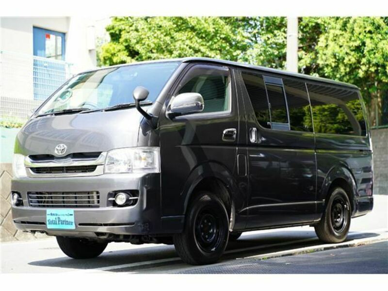 HIACE VAN-13