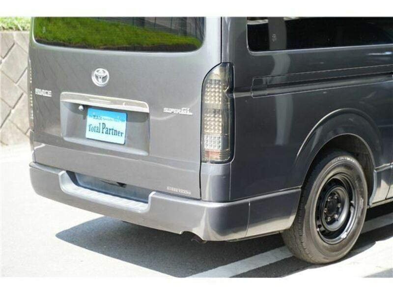 HIACE VAN-27