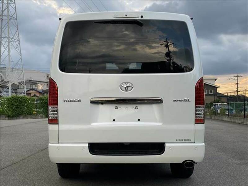 HIACE VAN-2