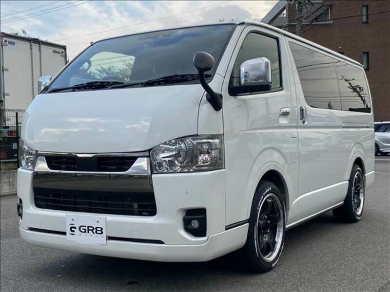 HIACE VAN-11