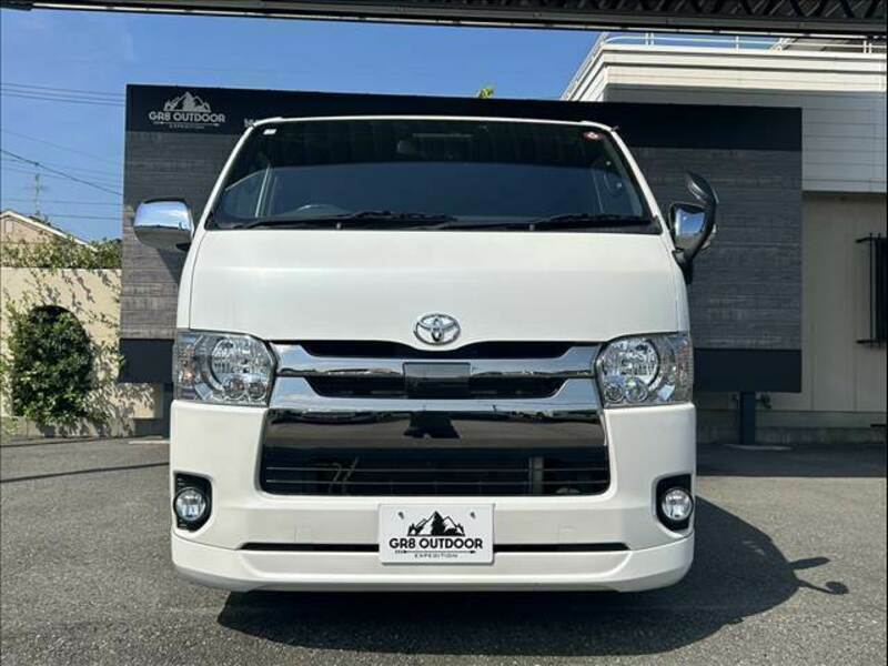 HIACE VAN-1