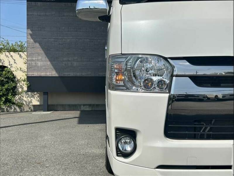 HIACE VAN-9