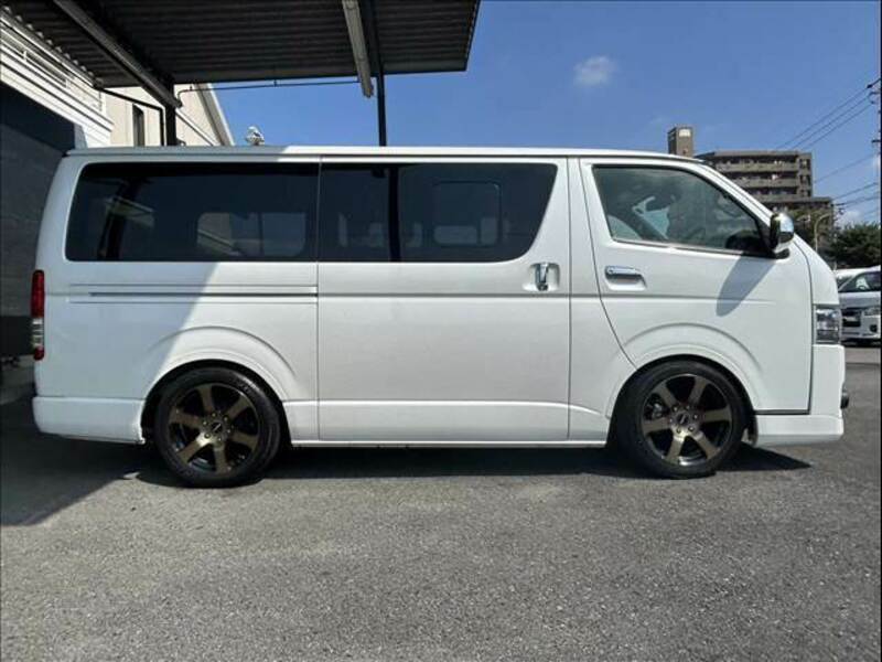 HIACE VAN-12