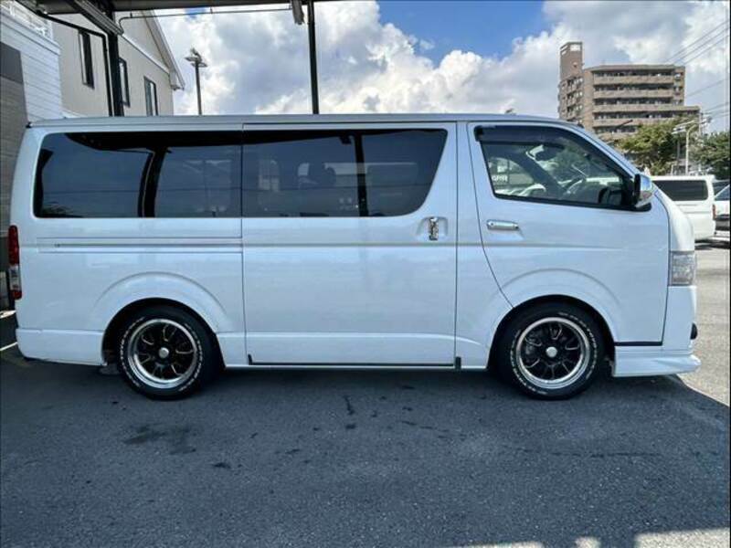 HIACE VAN-12