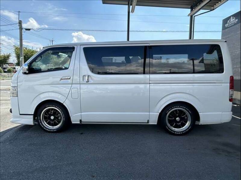 HIACE VAN-13