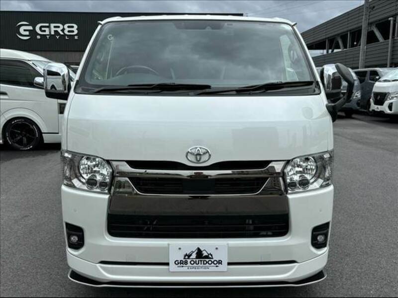 HIACE VAN-1