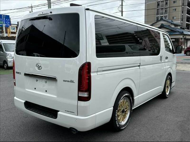 HIACE VAN-14