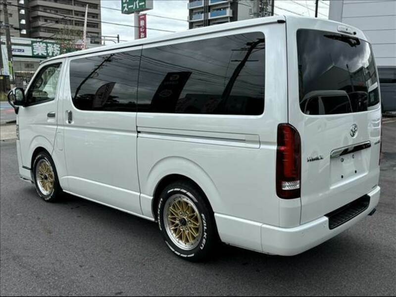 HIACE VAN-15