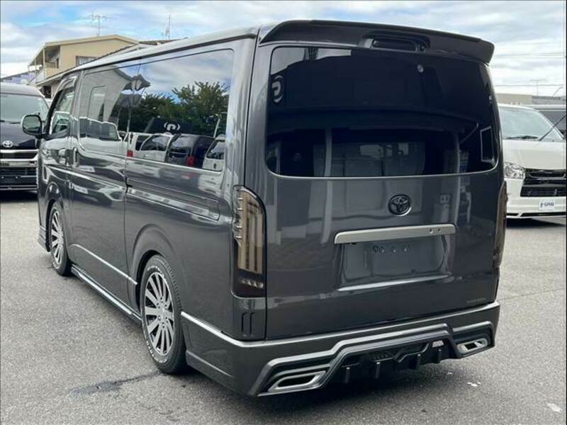 HIACE VAN-15