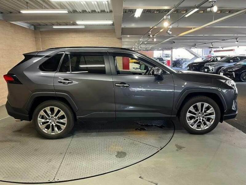 RAV4-17