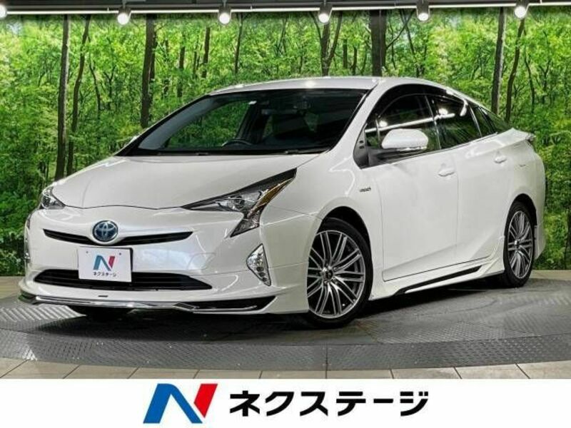 TOYOTA　PRIUS