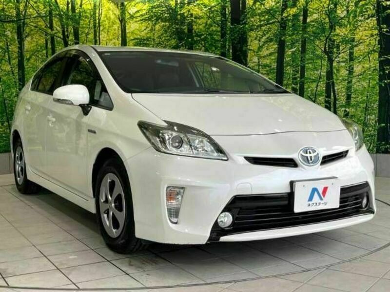 PRIUS-16