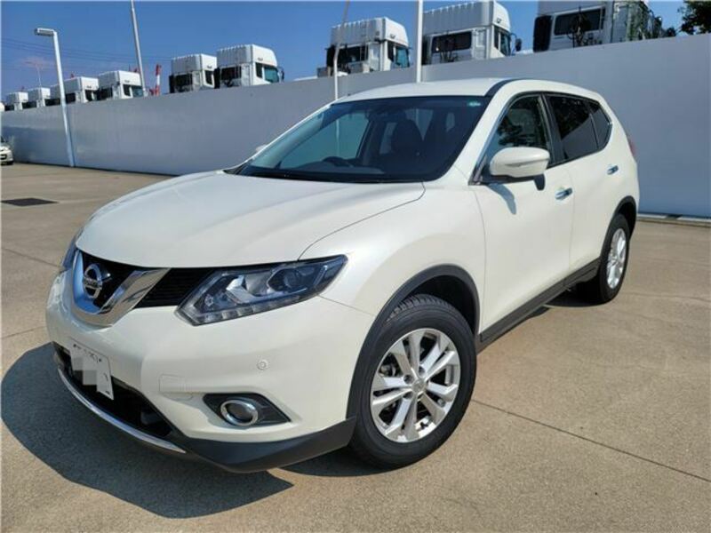 NISSAN　X-TRAIL