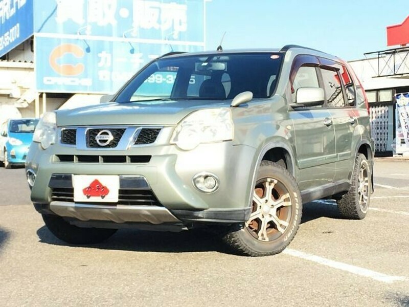 NISSAN　X-TRAIL