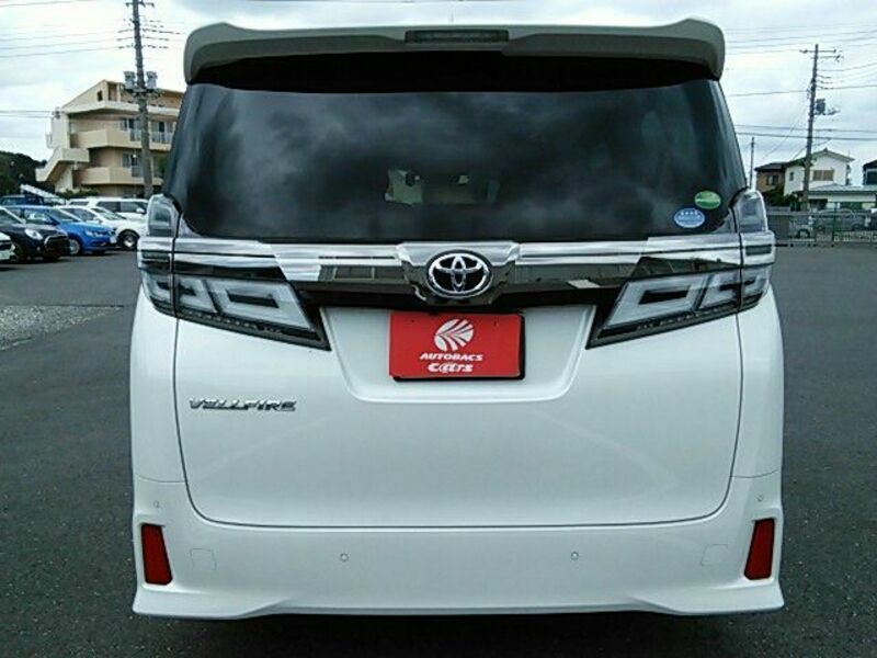 VELLFIRE-4