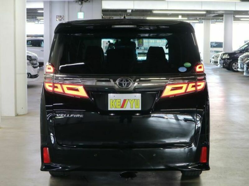 VELLFIRE-5