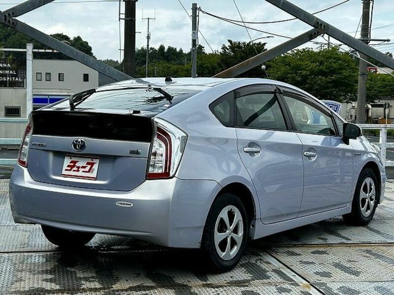 PRIUS-2