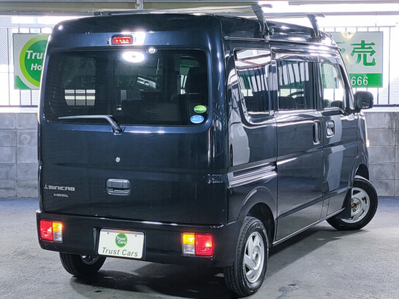 MINICAB VAN-17