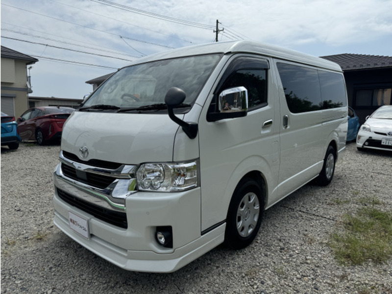 HIACE-5