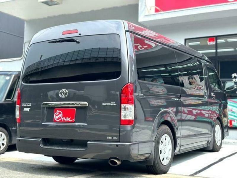 HIACE VAN-8