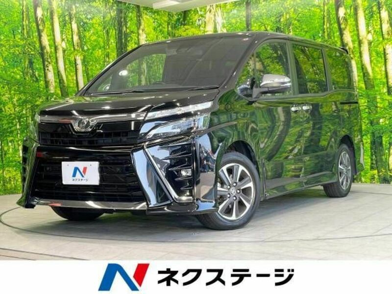 TOYOTA　VOXY