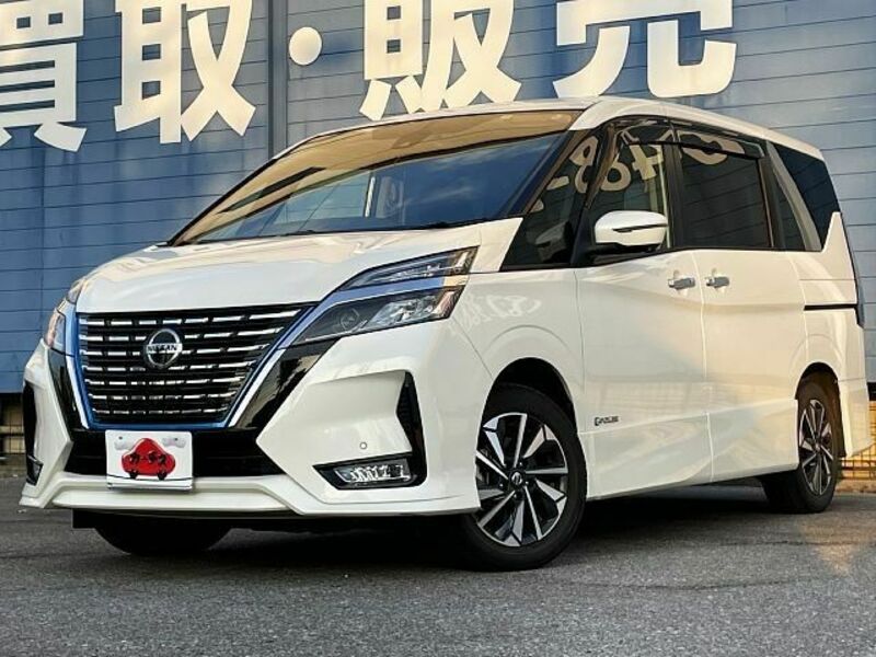 NISSAN　SERENA