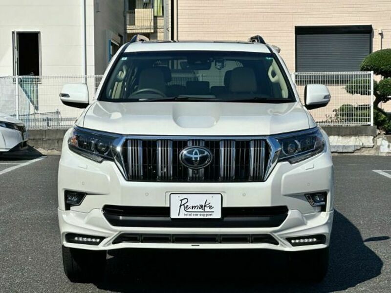 LAND CRUISER PRADO-1