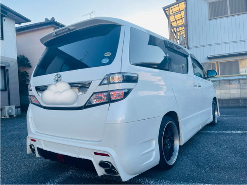 VELLFIRE-15