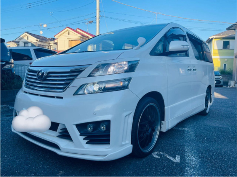 VELLFIRE-13