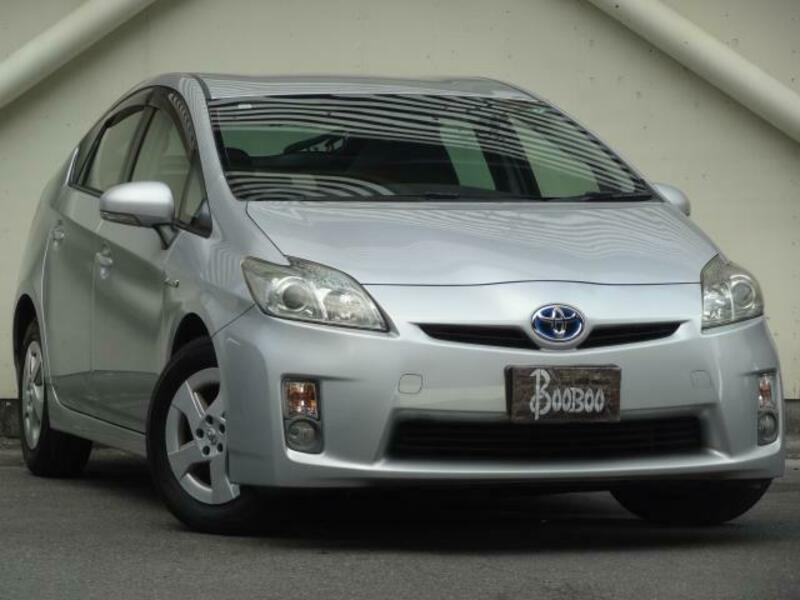 PRIUS-3