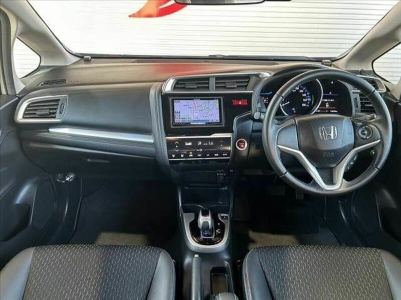 FIT HYBRID-1