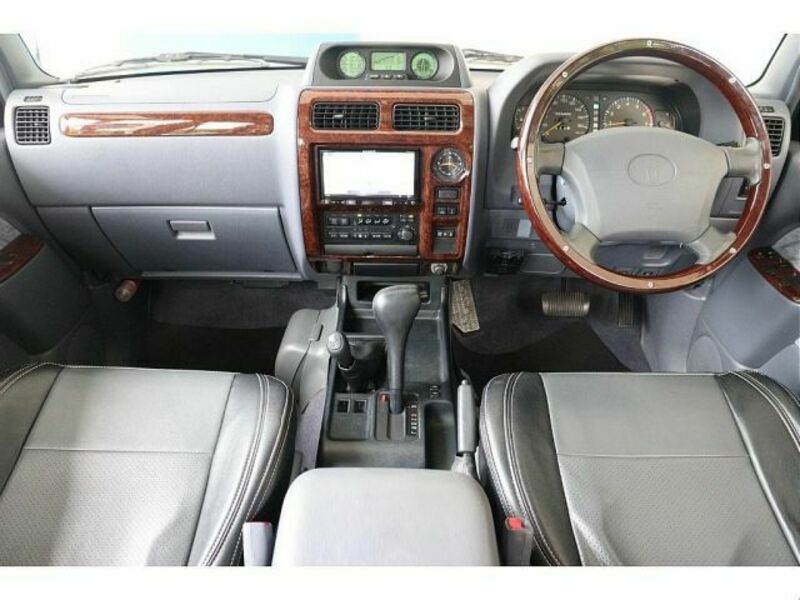 LAND CRUISER PRADO-7