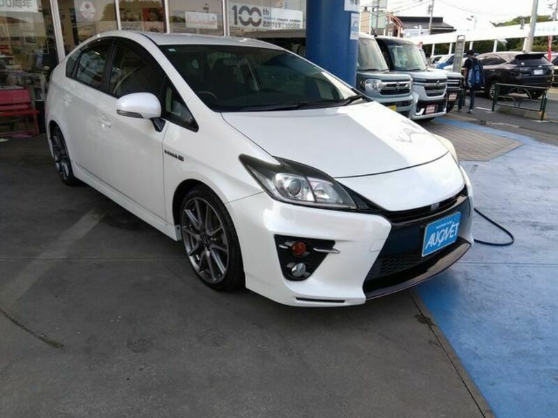 PRIUS-6