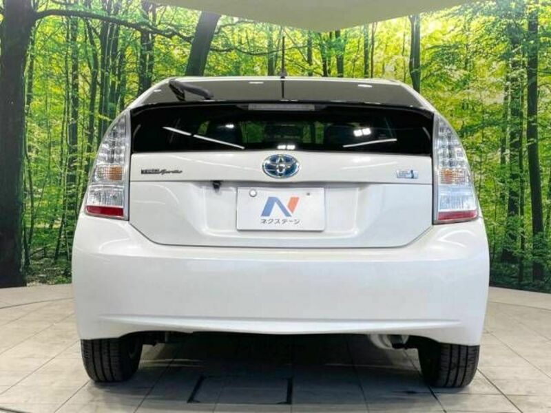 PRIUS-15