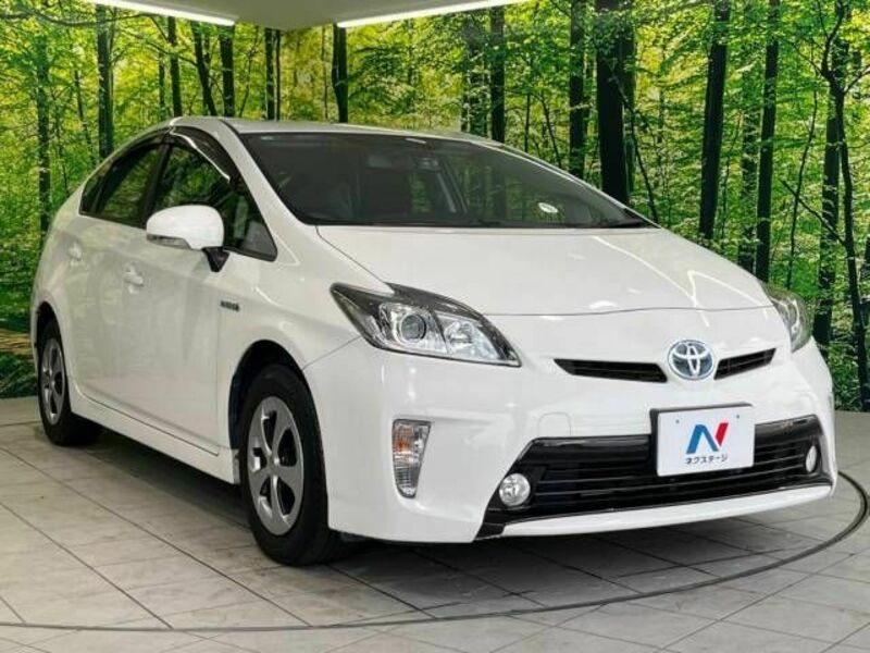 PRIUS-16