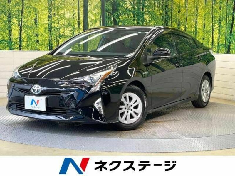 TOYOTA　PRIUS