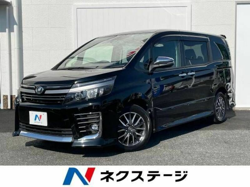 TOYOTA　VOXY