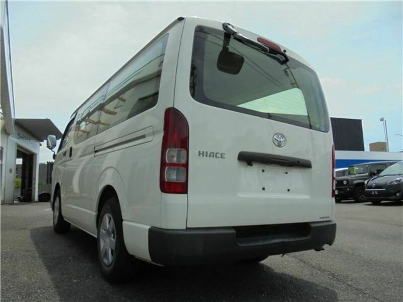 HIACE VAN-1