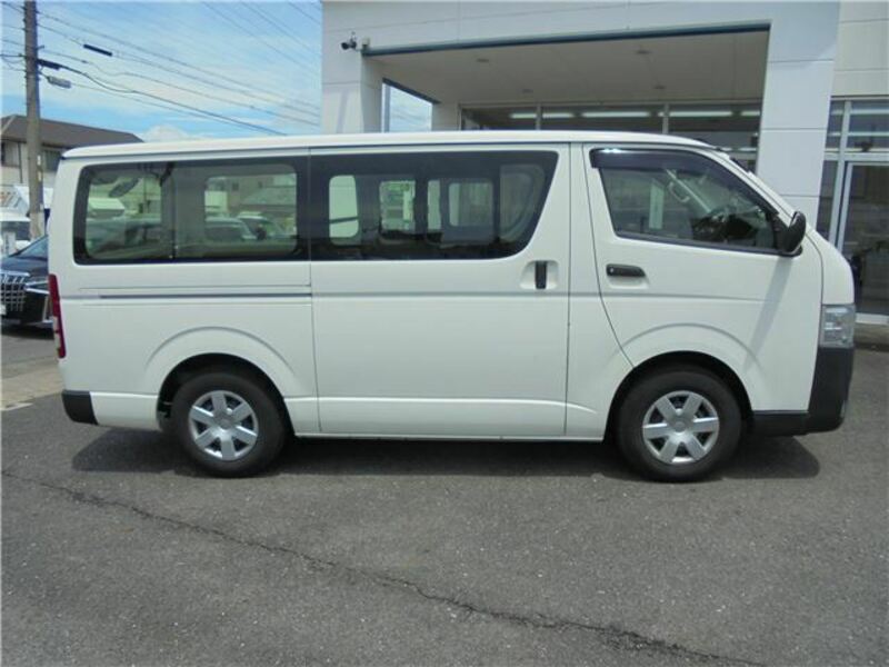 HIACE VAN-8